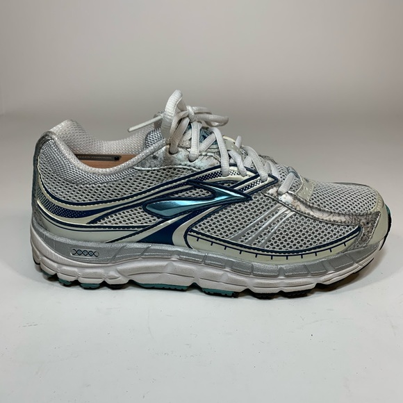 brooks addiction 10 womens shoes